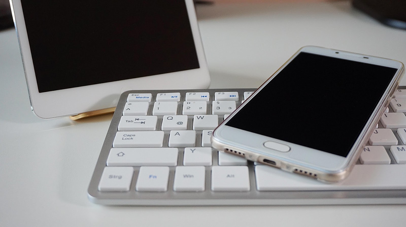 Notionで作成した日報をスマートフォンで管理する際の注意点